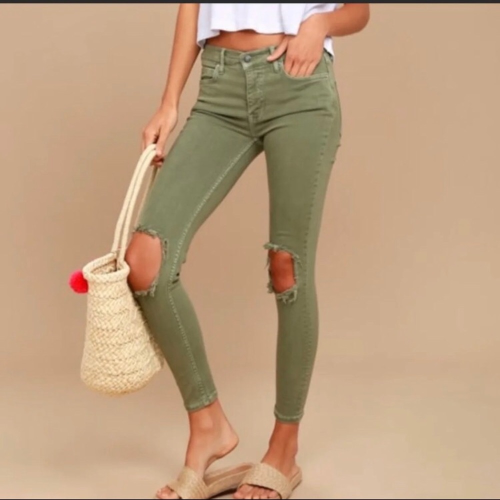 Busted knee free people jeans